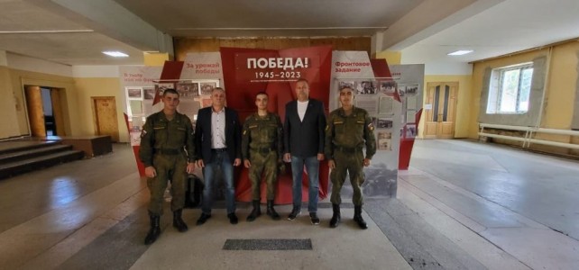 Встреча с солдатами-срочниками из Магадана в войсковых частях Хабаровского края